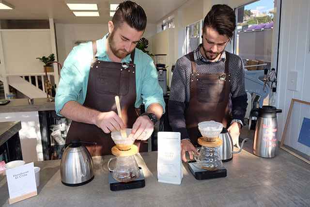 Our expert coffee scientists testing V60 vs. Pour Over method
