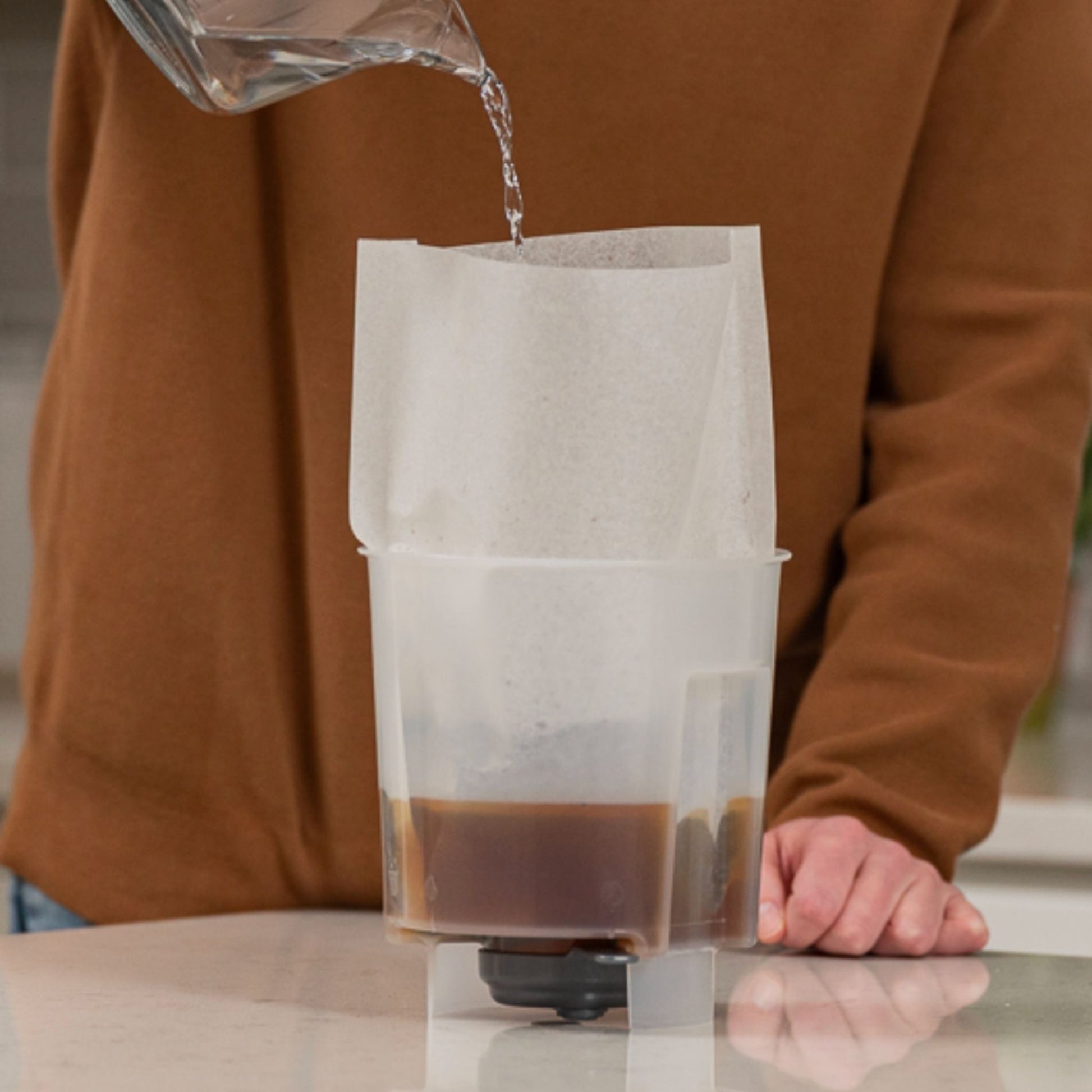 This kit includes the Toddy Essential Brewer, 3 paper filter bags and a 250g Bag of the Seven Miles Cold Brew Summer Blend - everything you need to get started making delicious Cold Brew Coffee.