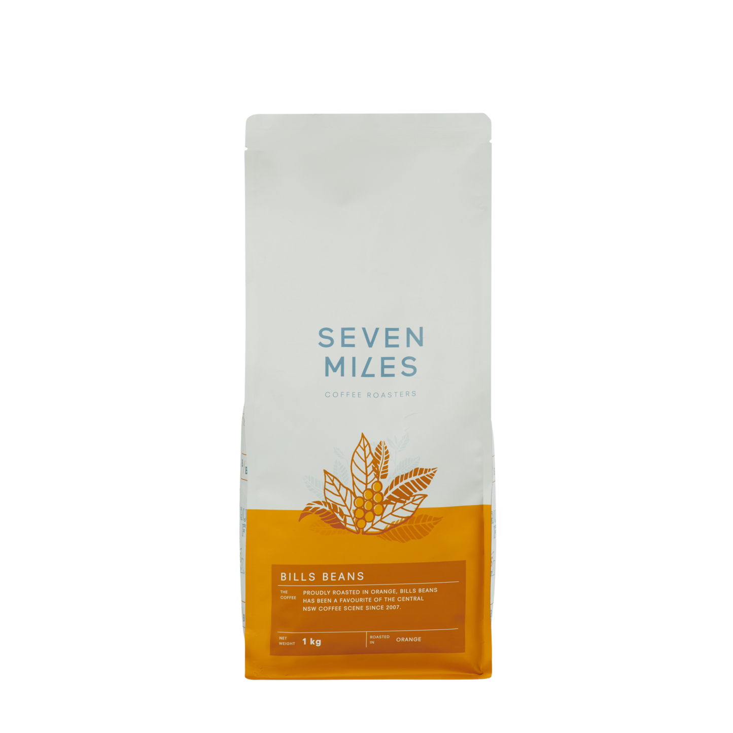 Seven Miles Coffee 1kg Mr Smooth is exactly that, a smooth blend which carries notes of silky caramel, juicy apricot, barley sugar, and stewed stone fruit with a long chocolaty finish. It’s a great all-rounder being perfect for milk-based coffees while at the same time tasting delicious served black. 